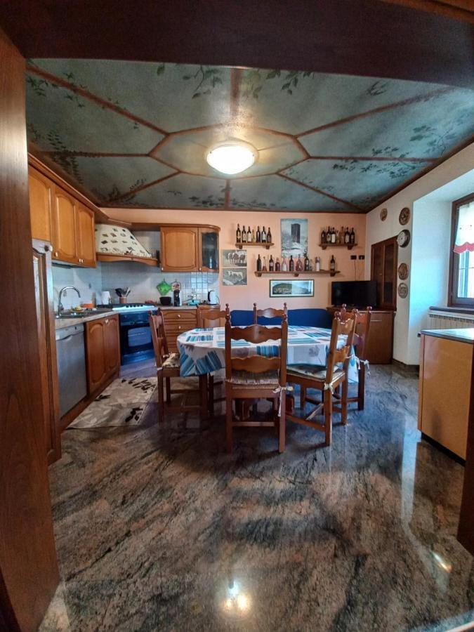 casa vacanza da ghislin Teglio Esterno foto