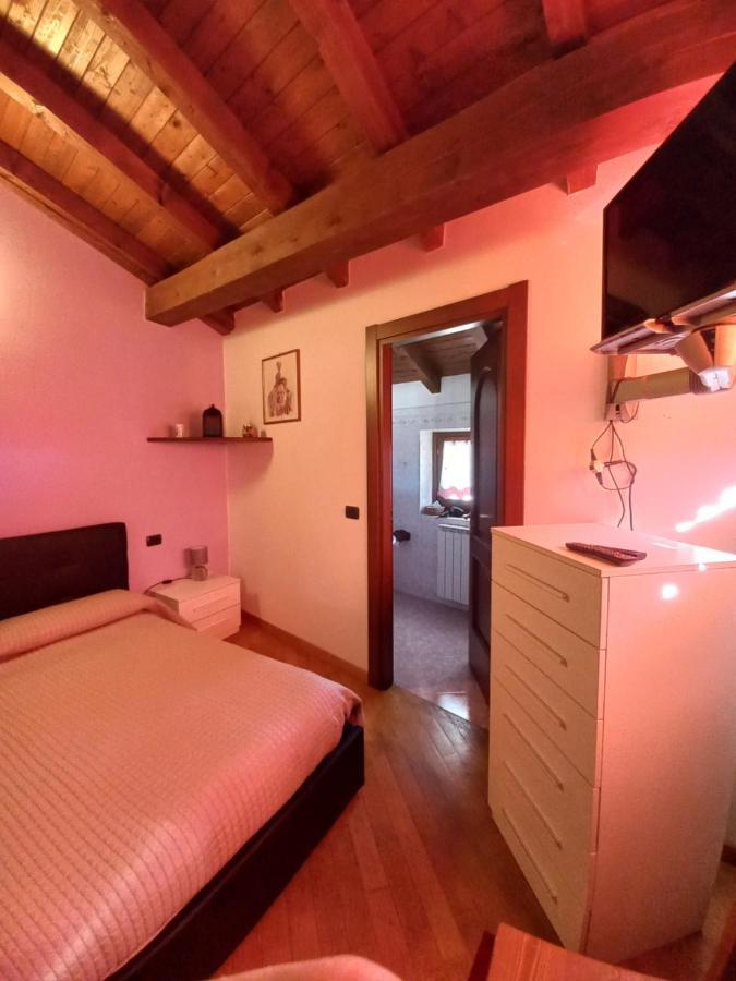 casa vacanza da ghislin Teglio Esterno foto