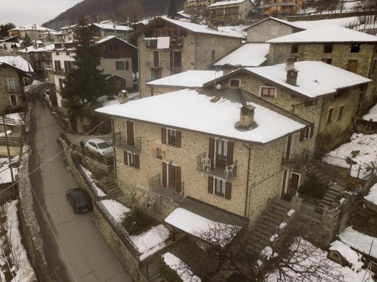 casa vacanza da ghislin Teglio Esterno foto