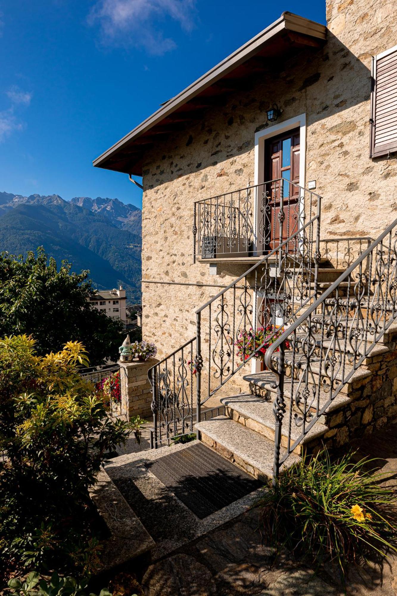 casa vacanza da ghislin Teglio Esterno foto